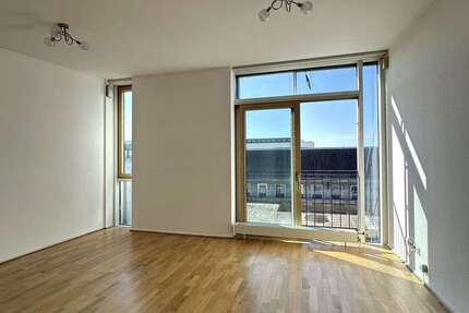 Wohnung Berlin Mitte - 2.5 Zimmer, 76 m&sup2;, 1.163&euro; | Angebot:27299693