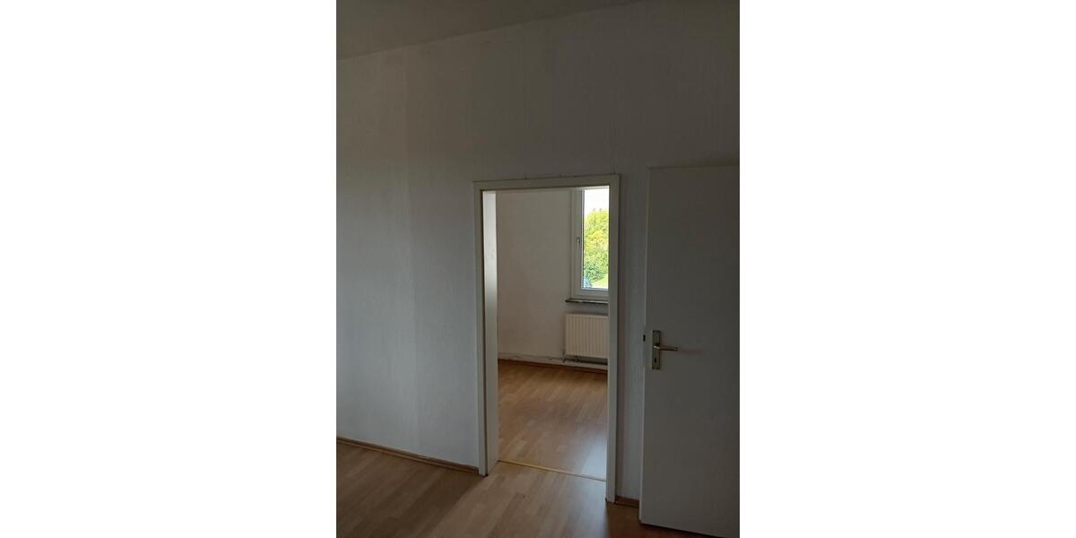 Etagenwohnung Coburg - 3 Zimmer, 80 m&sup2;, 690&euro; | Angebot:26529926