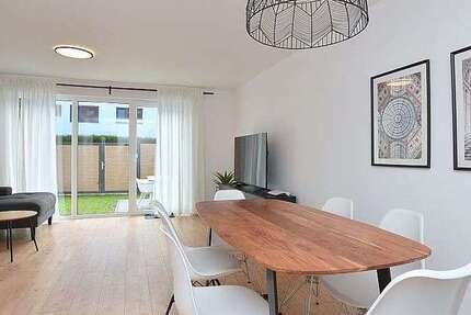 Haus zum Mieten in Leinfelden 3.640 € 181 m²
