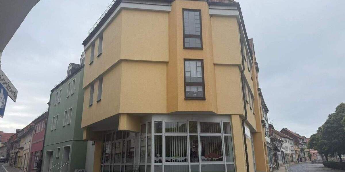 Großzügige Zwei-Raum- Wohnung im Stadtkern zum Sofortbezug! 2 zimmer