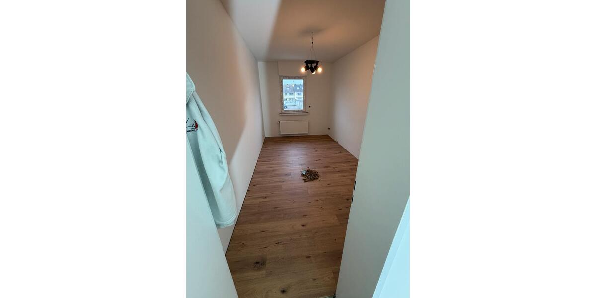 Einfamilienhaus Niederkassel - 6 Zimmer, 120 m&sup2;, 1.800&euro; | Angebot:24833348