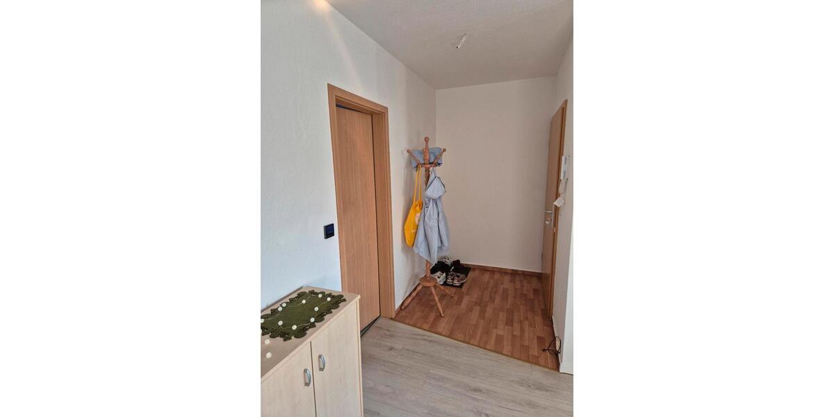 Dachgeschoßwohnung Zwickau Zwickau-West - 1 Zimmer, 52 m&sup2;, 480&euro; | Angebot:25975224
