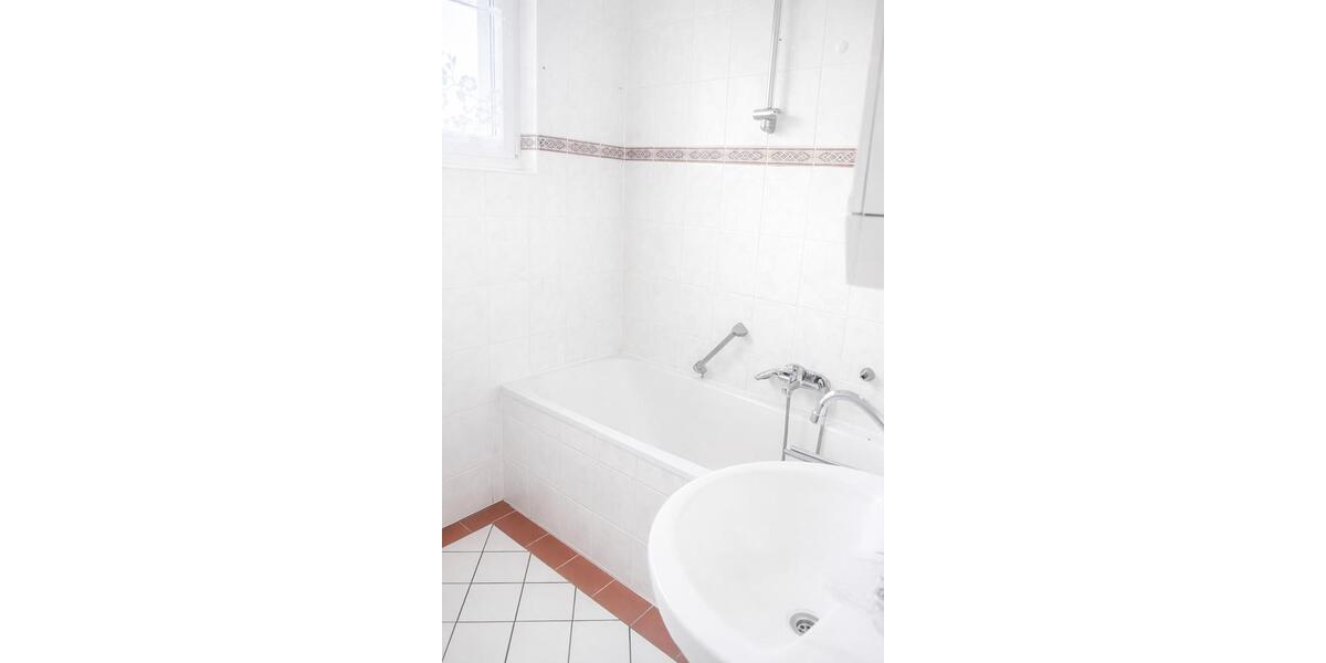 Erdgeschoßwohnung Neuwied Block - 3 Zimmer, 73 m&sup2;, 876&euro; | Angebot:26002935