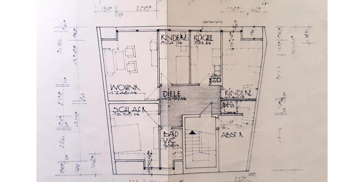 Dachgeschoßwohnung Duisburg Mittelmeiderich - 4 Zimmer, 782&euro; | Angebot:23665038