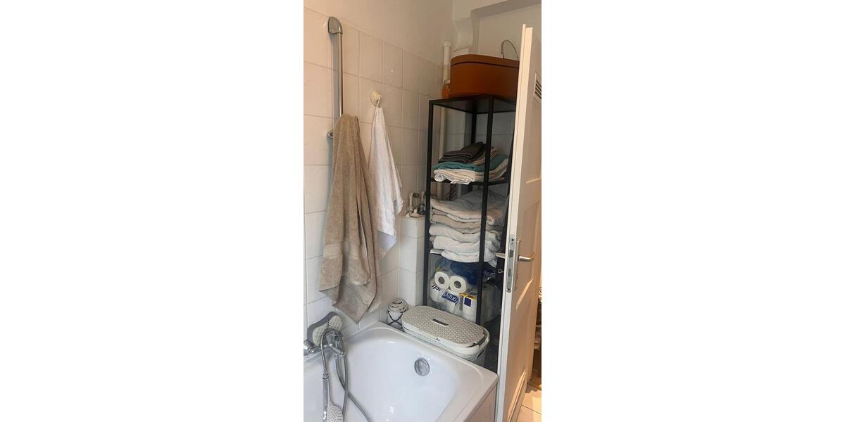 Erdgeschoßwohnung Wiesbaden Schierstein - 2 Zimmer, 48 m&sup2;, 700&euro; | Angebot:26705440