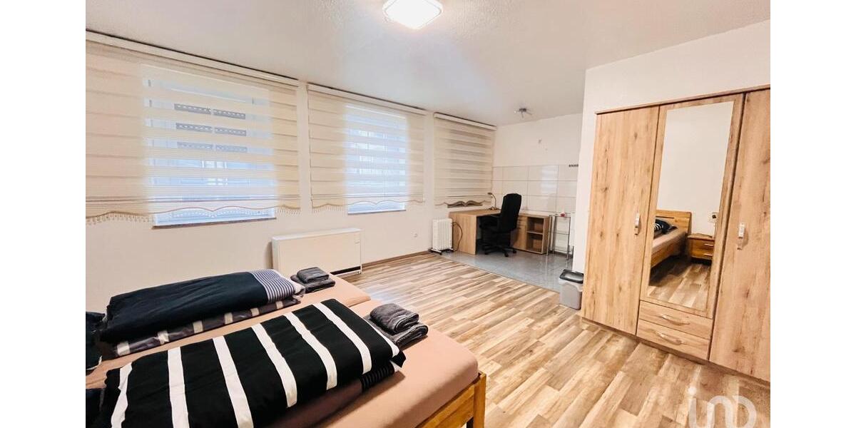 Reihenhaus Mönchengladbach Süd - 9 Zimmer, 205 m&sup2;, 2.500&euro; | Angebot:21381069