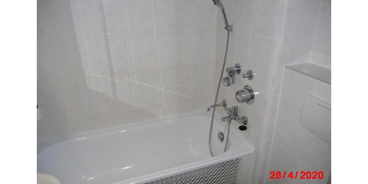 Möbliertes, ruhiges Apartment mit Balkon und traumhaftem Panorama 1 zimmer