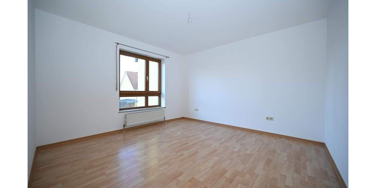 Etagenwohnung Neumarkt Altenhof - 3 Zimmer, 82 m&sup2;, 820&euro; | Angebot:25864167