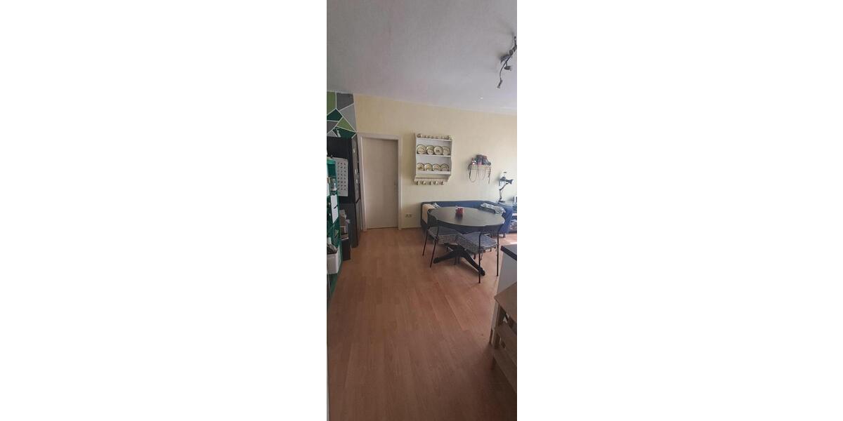 Etagenwohnung Essen Stadtbezirk III - 1 Zimmer, 39 m&sup2;, 500&euro; | Angebot:26671709