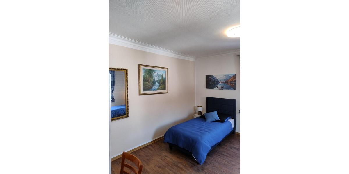 Etagenwohnung Kornwestheim - 5 Zimmer, 110 m&sup2;, 550&euro; | Angebot:25856636