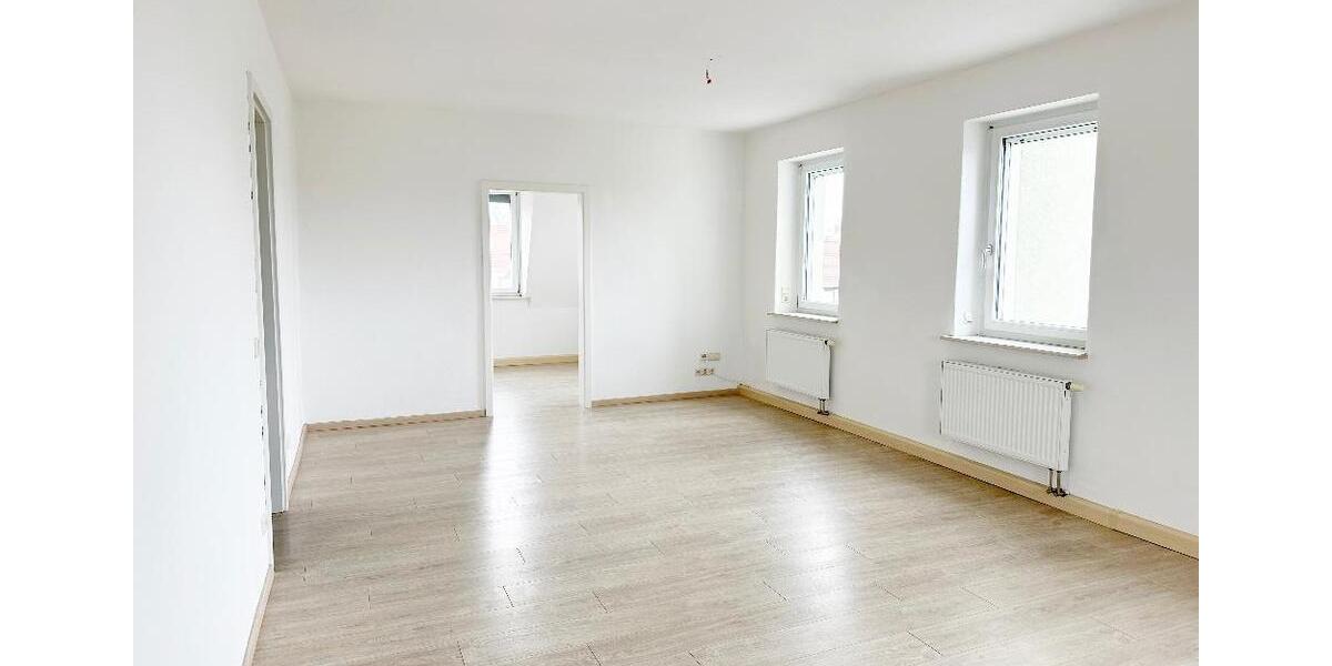Etagenwohnung Nünchritz - 4 Zimmer, 94 m&sup2;, 625&euro; | Angebot:25979087