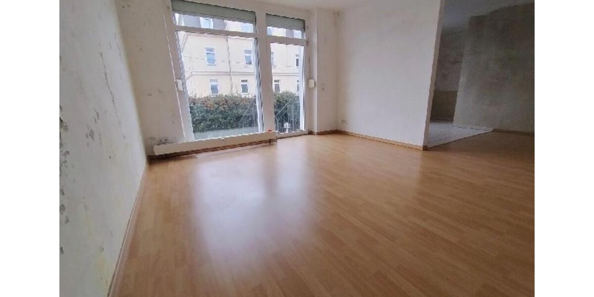 4-Raum-Wohnung mit Balkon, 2 Bädern, Wanne, Garten 4 zimmer