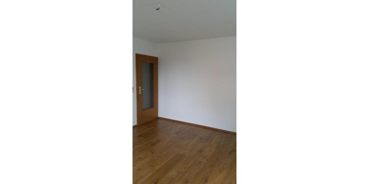 Etagenwohnung Bischofswerda - 2 Zimmer, 49 m&sup2;, 295&euro; | Angebot:25959630