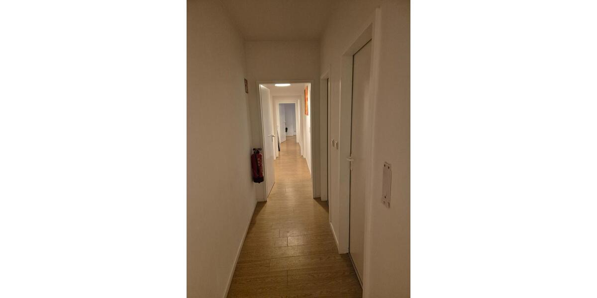 Erdgeschoßwohnung Köln Innenstadt - 4 Zimmer, 150 m&sup2;, 2.700&euro; | Angebot:24613386