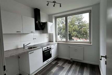 Wohnung Frechen - 3 Zimmer, 100 m&sup2;, 1.300&euro; | Angebot:26953402