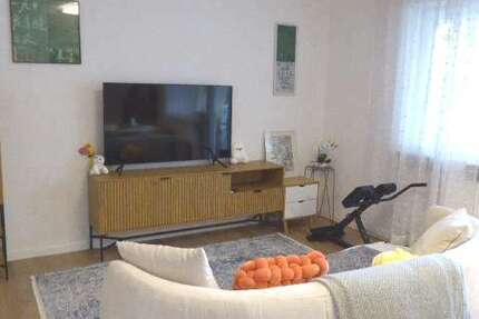 Zimmer Bad Homburg Ober-Eschbach - 2 Zimmer, 1.435&euro; | Angebot:24988001