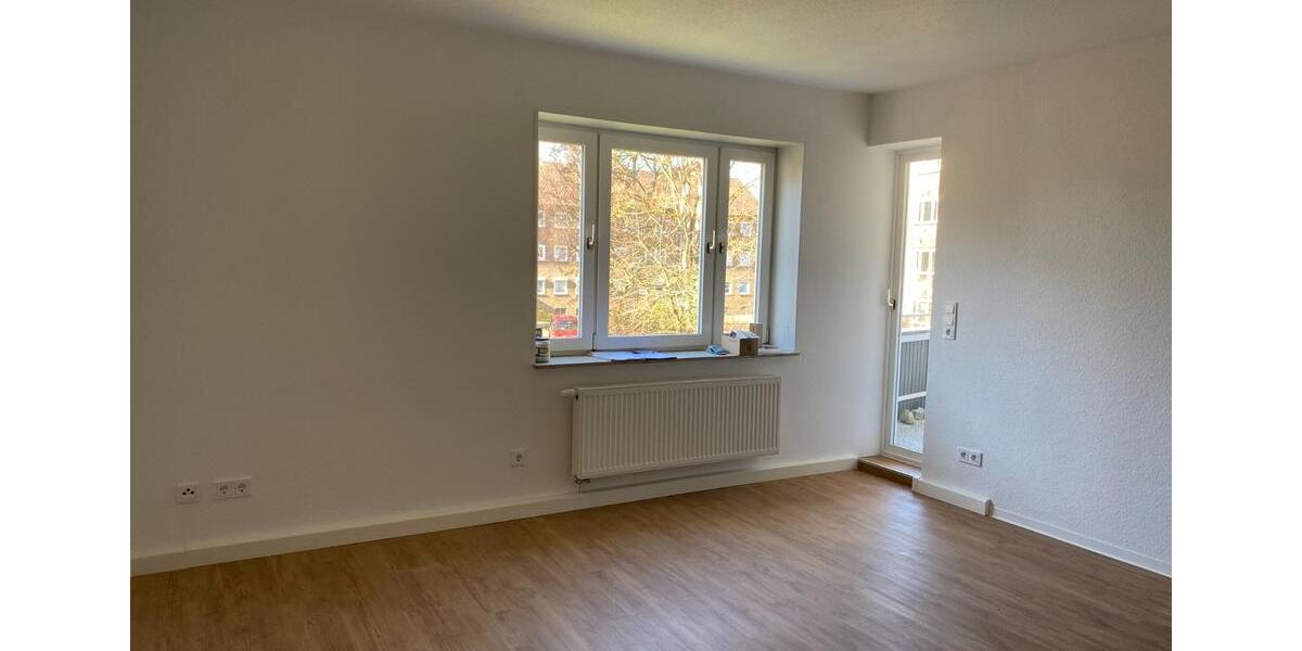 Etagenwohnung Hannover Vahrenwald-List - 3 Zimmer, 63 m&sup2;, 1.075&euro; | Angebot:25293078