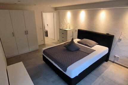 1,5- Zimmerwohnung mit Wlan, TV, Küche, DuscheWC, Waschmaschine, Trockner, Terrasse und Parkplatz 1 zimmer