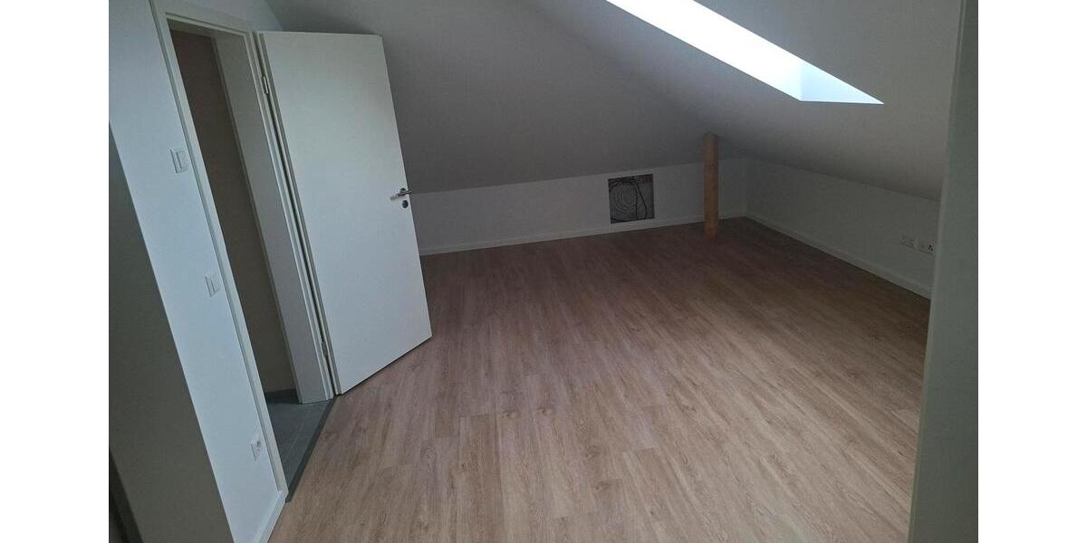 Etagenwohnung Lengerich - 6 Zimmer, 125 m&sup2;, 1.100&euro; | Angebot:25840766