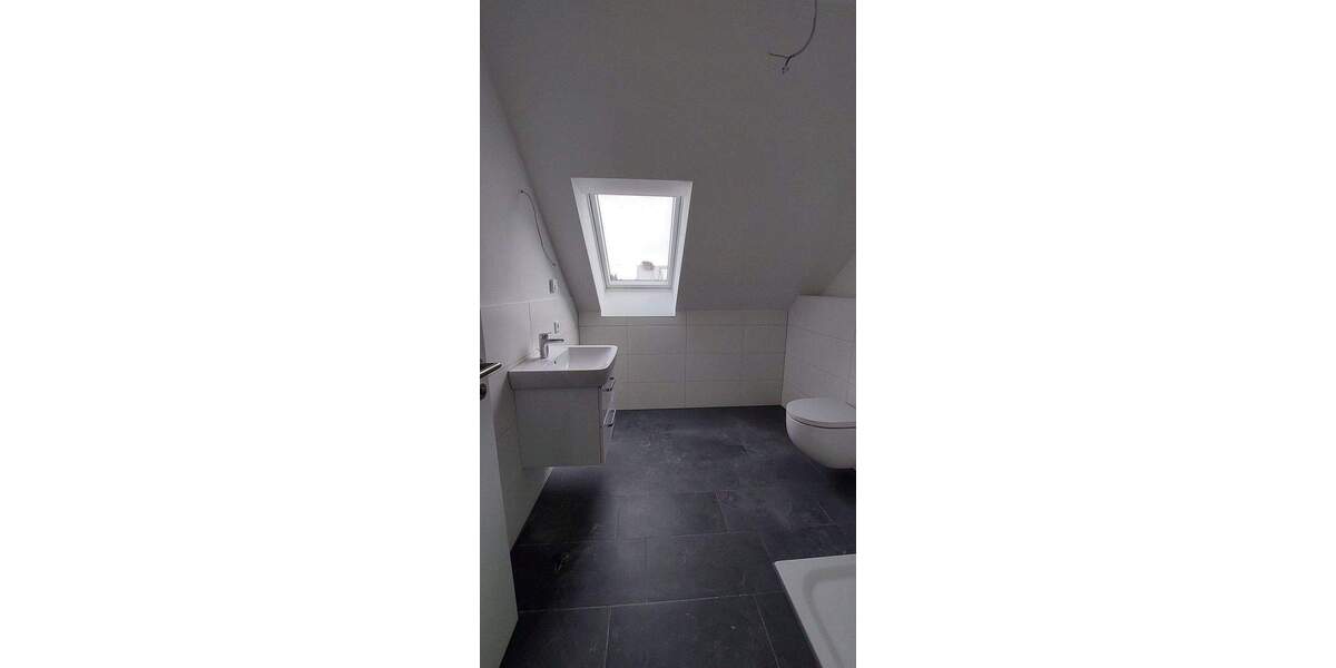 Reihenendhaus Nürnberg Gebersdorf - 5 Zimmer, 130 m&sup2;, 2.300&euro; | Angebot:24657350