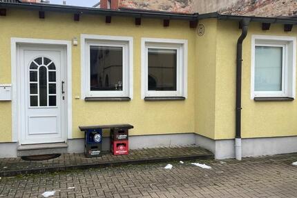 Wohnung Schweinfurt Gartenstadt - 1 Zimmer, 60 m&sup2;, 500&euro; | Angebot:24566135