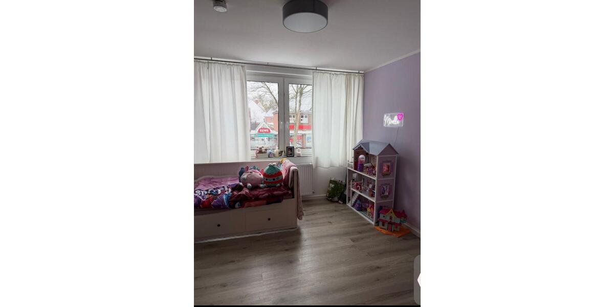 Etagenwohnung Bremen Burglesum - 3 Zimmer, 91 m&sup2;, 975&euro; | Angebot:26640210