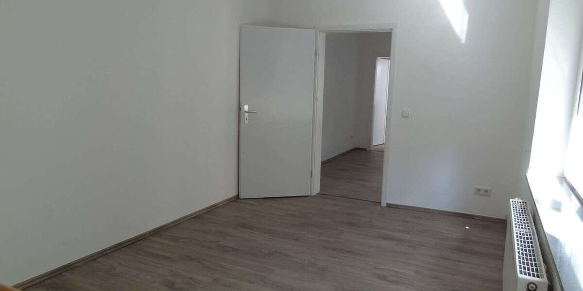 Etagenwohnung Krefeld - 3 Zimmer, 65 m&sup2;, 585&euro; | Angebot:26926323