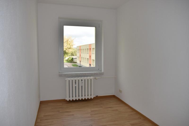 Etagenwohnung Staßfurt - 4 Zimmer, 66 m&sup2;, 430&euro; | Angebot:25329437