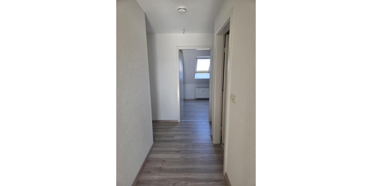 Dachgeschoßwohnung Meißen - 2 Zimmer, 39 m&sup2;, 310&euro; | Angebot:25348830