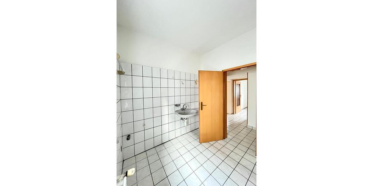 Erdgeschoßwohnung Gummersbach Berstig Süd - 3 Zimmer, 85 m&sup2;, 680&euro; | Angebot:24954454