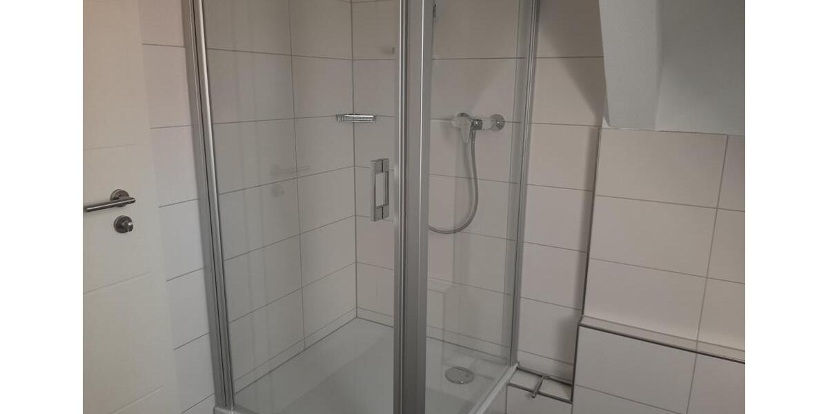 Dachgeschoßwohnung Bergen - 2 Zimmer, 43 m&sup2;, 390&euro; | Angebot:24563097