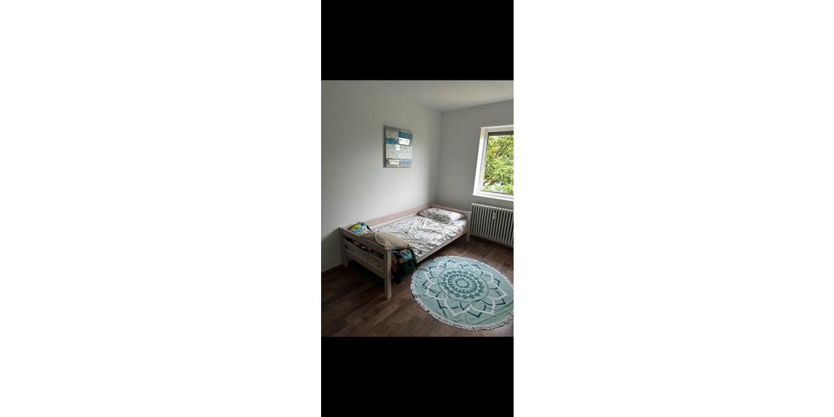 Wohnen auf Zeit Karlsruhe Neureut - 1 Zimmer, 12 m&sup2;, 400&euro; | Angebot:26224673