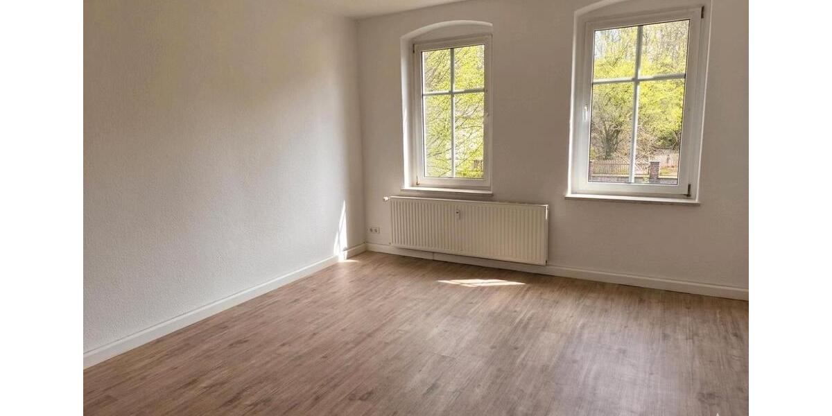 Erdgeschoßwohnung Burkhardtsdorf - 2 Zimmer, 63 m&sup2;, 315&euro; | Angebot:26631303