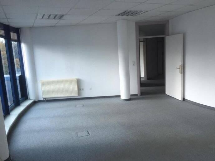 Gewerbeobjekt Radebeul Zitzschewig - 4 Zimmer, 97 m&sup2;, 636&euro; | Angebot:25671761