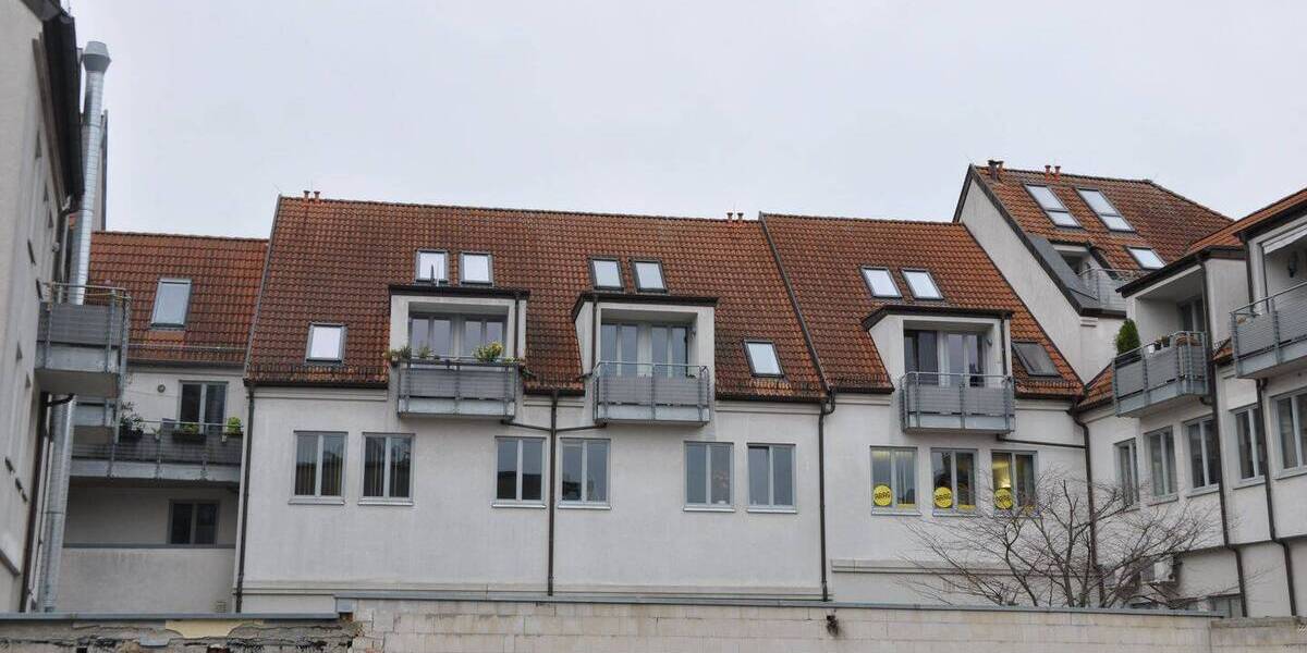 Etagenwohnung Stralsund Altstadt - 2 Zimmer, 73 m&sup2;, 735&euro; | Angebot:26275349