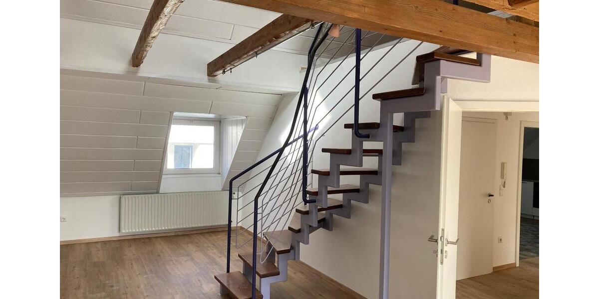 Dachgeschoßwohnung Münster Mitte-Süd - 3 Zimmer, 110 m&sup2;, 1.500&euro; | Angebot:25406231