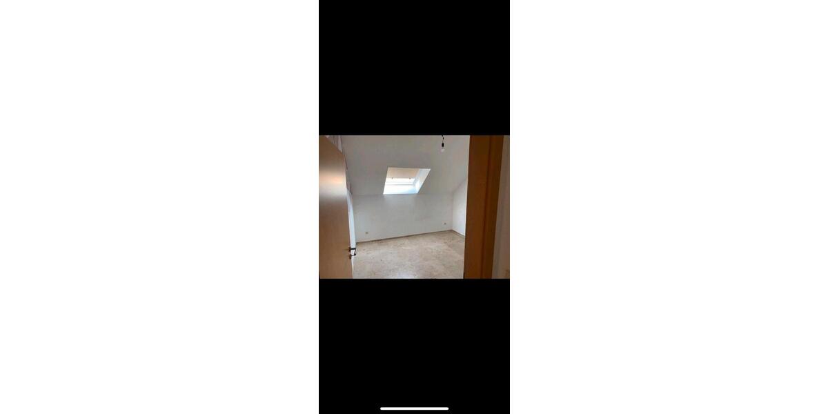 Dachgeschoßwohnung Schwäbisch Gmünd Bargau - 1 Zimmer, 90 m&sup2;, 1.050&euro; | Angebot:25171933