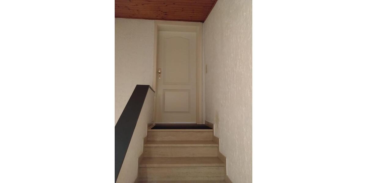 Dachgeschoßwohnung Neckarbischofsheim - 2 Zimmer, 47 m&sup2;, 590&euro; | Angebot:26610117