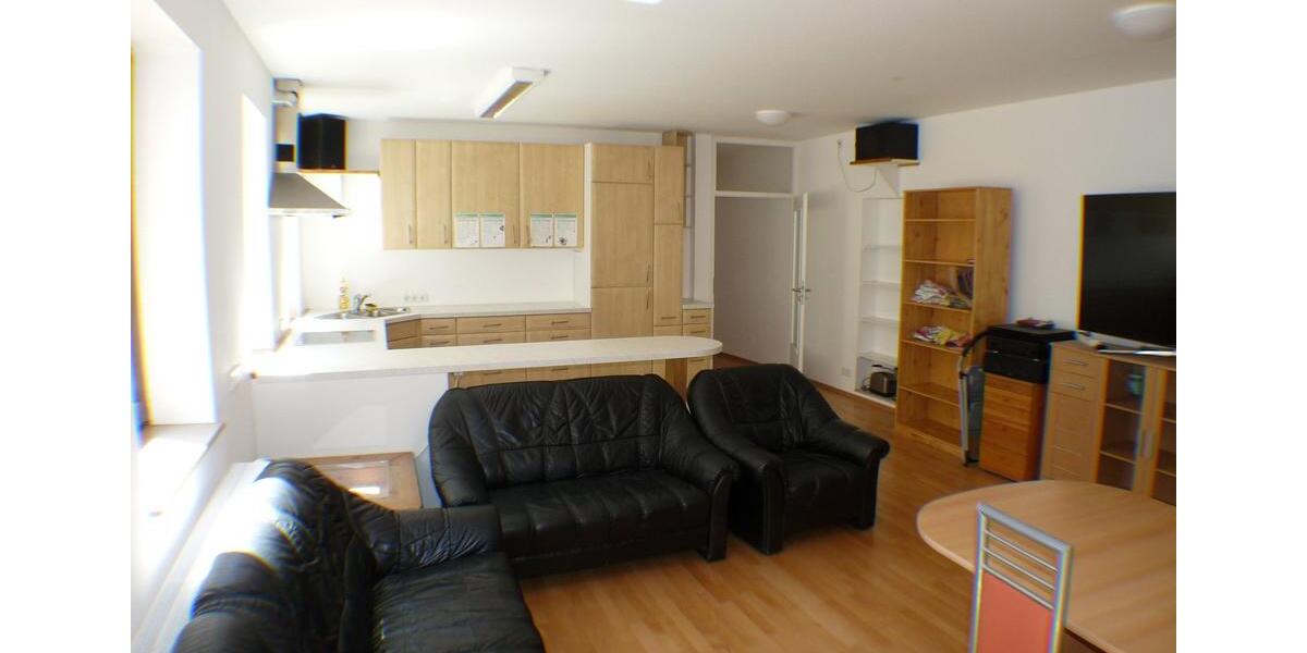 Wohnen auf Zeit Edenkoben - 3 Zimmer, 107 m&sup2;, 385&euro; | Angebot:26536745