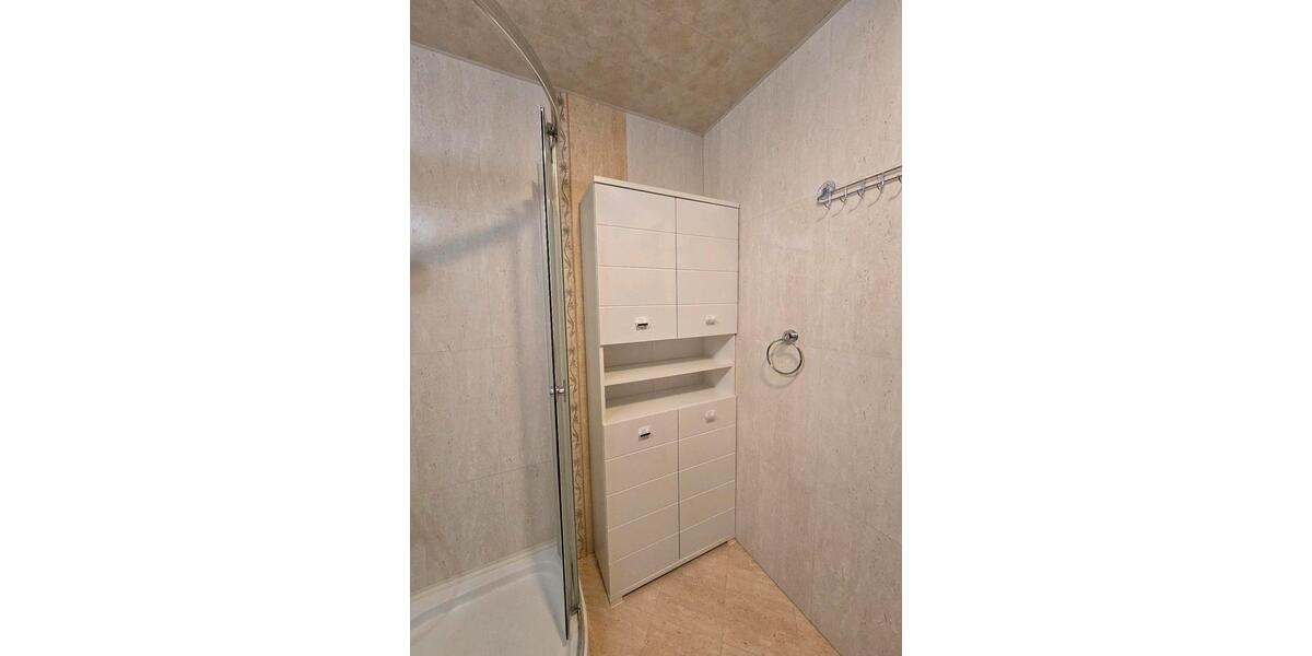 Etagenwohnung Offenbach am Main Bieberer Berg - 2 Zimmer, 77 m&sup2;, 1.300&euro; | Angebot:25975710