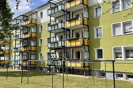 2-Raum-Wohnung mit Balkon zu vermieten