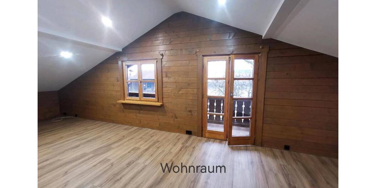 Dachgeschoßwohnung Ingenried - 3 Zimmer, 94 m&sup2;, 1.200&euro; | Angebot:24842124