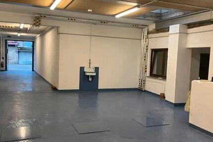 Halle zu Miete, 138 qm, mit Stromanschluss und Sanitär