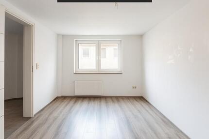 Wohnung Köthen (Anhalt) - 5 Zimmer, 114 m&sup2;, 800&euro; | Angebot:25918002