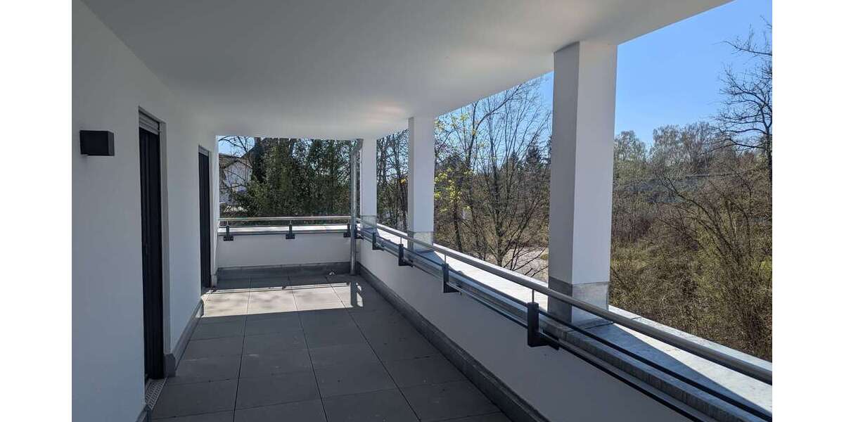 Etagenwohnung Straubing - 2 Zimmer, 77 m&sup2;, 930&euro; | Angebot:26142457