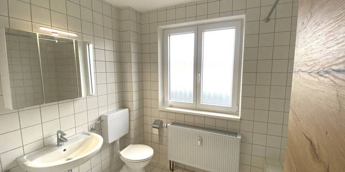 Etagenwohnung Nördlingen - 3 Zimmer, 95 m&sup2;, 1.000&euro; | Angebot:26695369