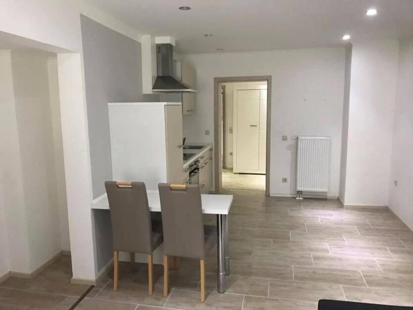 1-Zimmer-Wohnung im EG mit Einbauküche in 84367 Tann