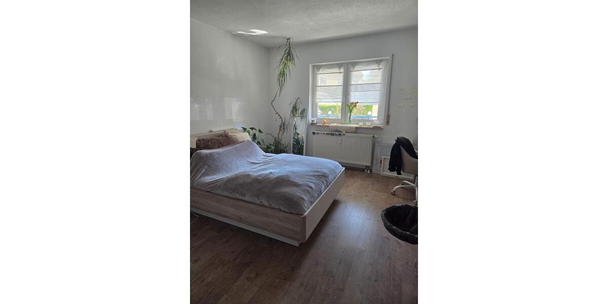 Etagenwohnung Meiningen - 3 Zimmer, 88 m&sup2;, 560&euro; | Angebot:26480480