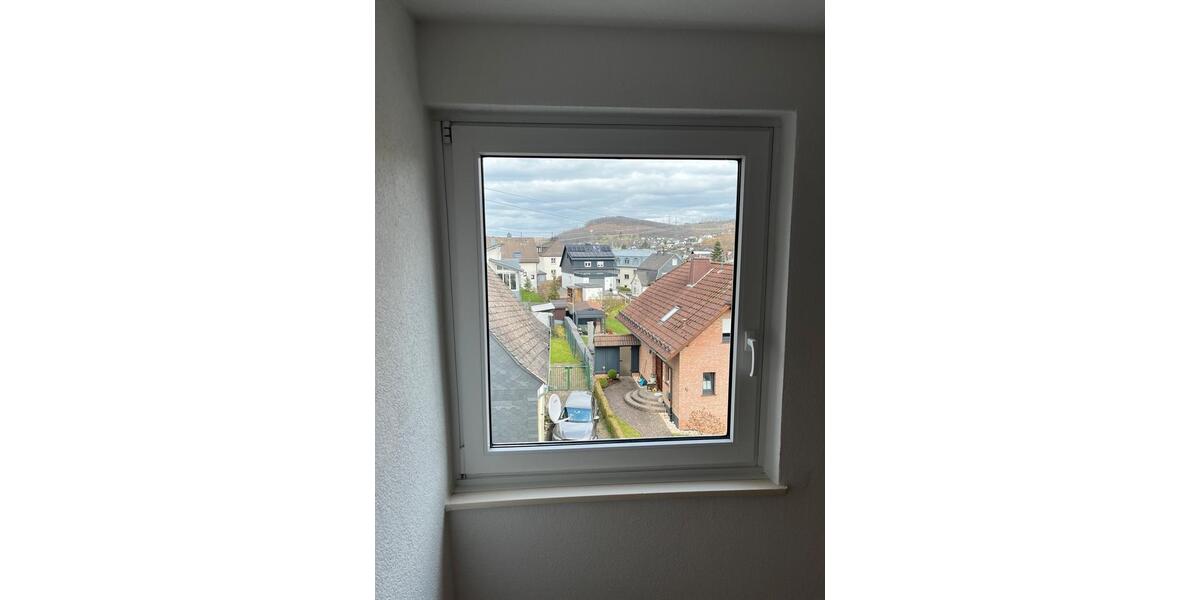 Etagenwohnung Kreuztal - 5 Zimmer, 100 m&sup2;, 790&euro; | Angebot:26689289