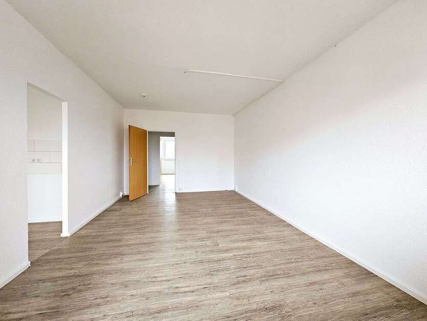 Wohnung zum Mieten in Zwickau 420 € 69.68 m²